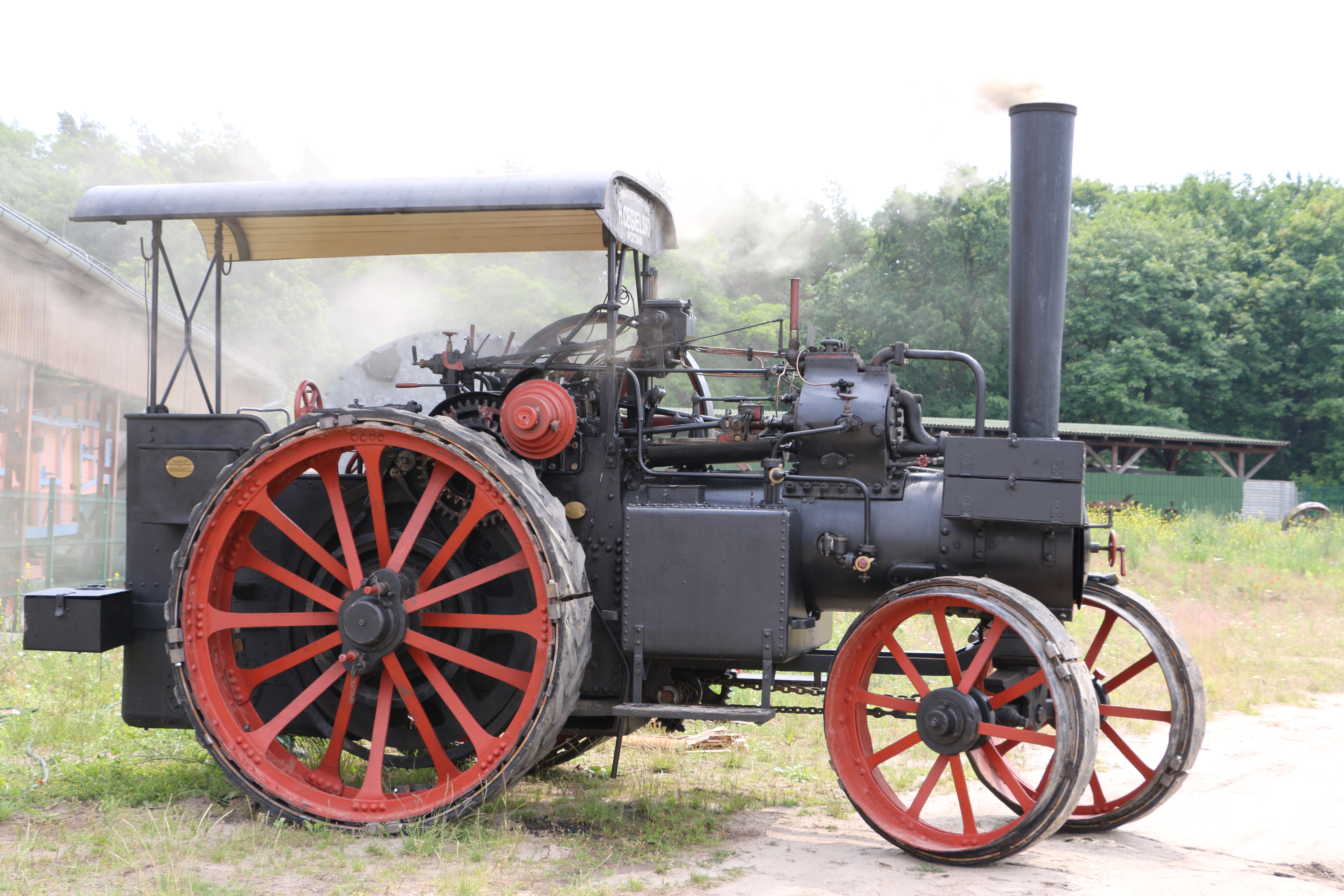 First steam propelled vehicle фото 16